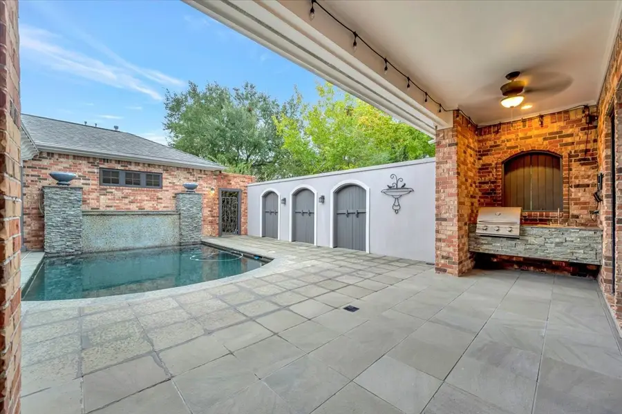 15502 Greens Cove Way, Houston, TX 77059 - Image #3