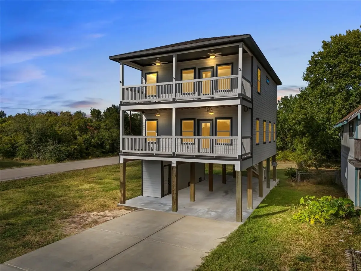 101 Grove Street, La Porte, TX 77571 - Image #1