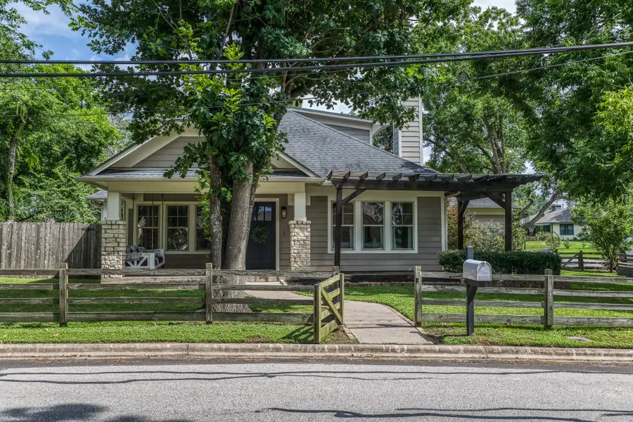 902 Matchett Street, Brenham, TX 77833 - #2