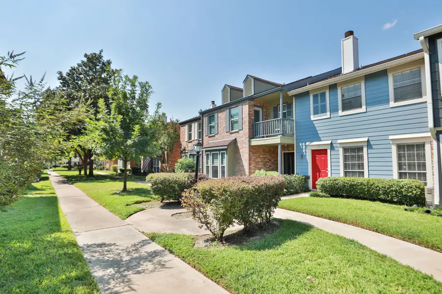 5800 Lumberdale Road #17, Houston, TX 77092 - Image #3