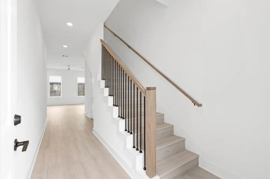 10088 Serrano Park Drive, Houston, TX 77075 - Image #3