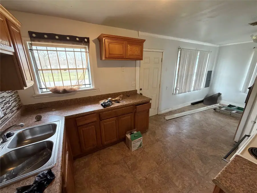 904 E 39th Street, Houston, TX 77022 - Image #3