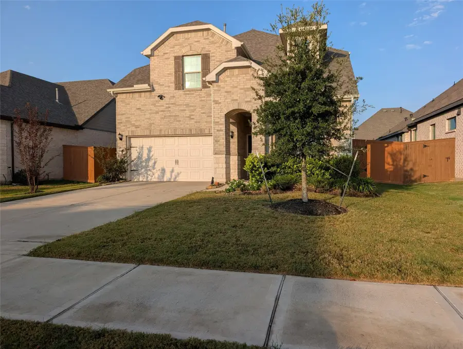 7319 Woodlark Ridge Drive, Katy, TX 77493 - Image #3