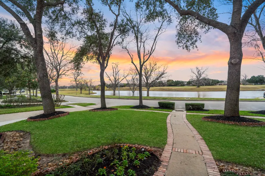 7322 Greatwood Lake Drive, Sugar Land, TX 77479 - Image #3