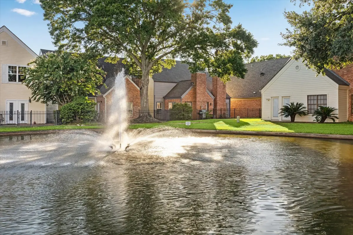 7671 Ameswood Road, Houston, TX 77095 - Image #1