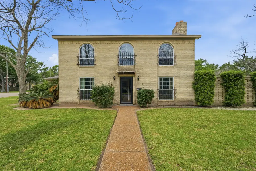 1124 Estate Drive, La Marque, TX 77568 - #3