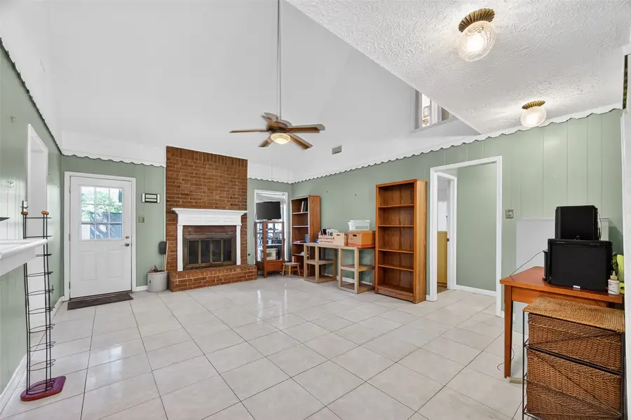 4606 Chaparral Drive, Baytown, TX 77521 - #2