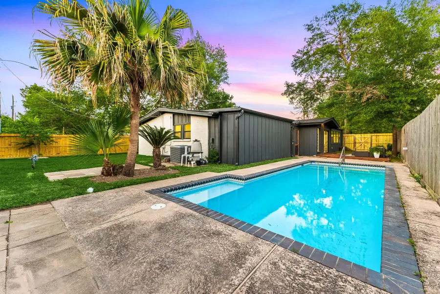 1931 Chaparral Drive, Houston, TX 77043 - Image #2