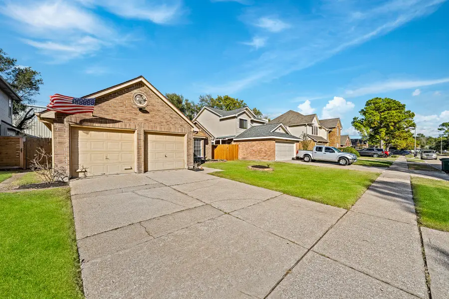 10458 N Pagewick Drive, Houston, TX 77041 - Image #3