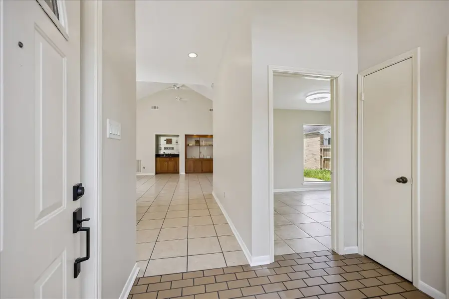 8018 Cobblefield Lane, Houston, TX 77071 - #2
