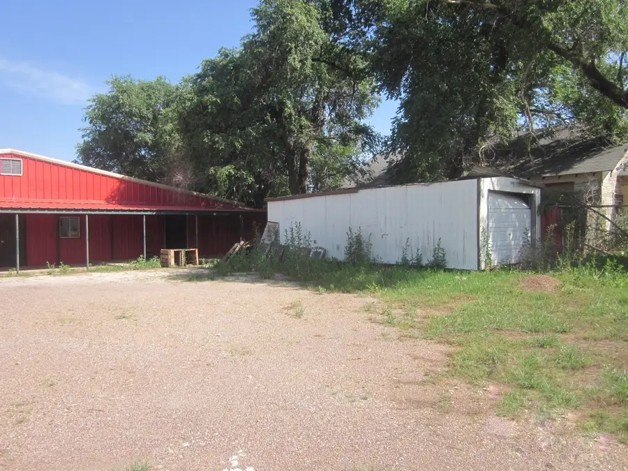 300 F Ne, Childress, TX 79201 - #2