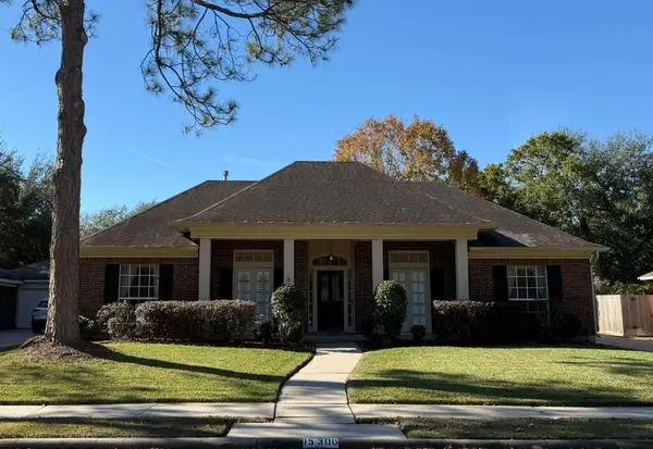 15306 Greenleaf Lane, Houston, TX 77062