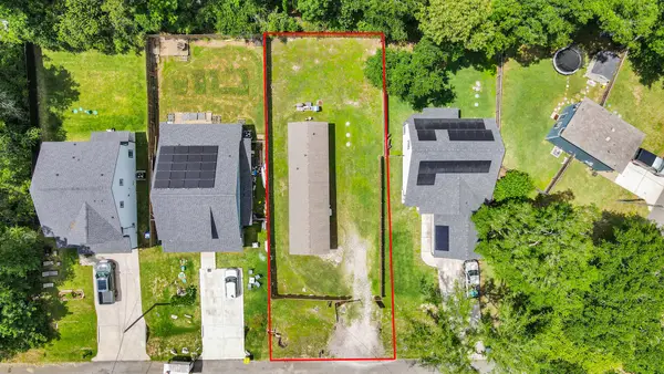 14961 Lamar Road, Willis, TX 77378