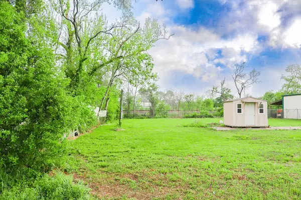 17229 Tx-6, Santa Fe, TX 77511