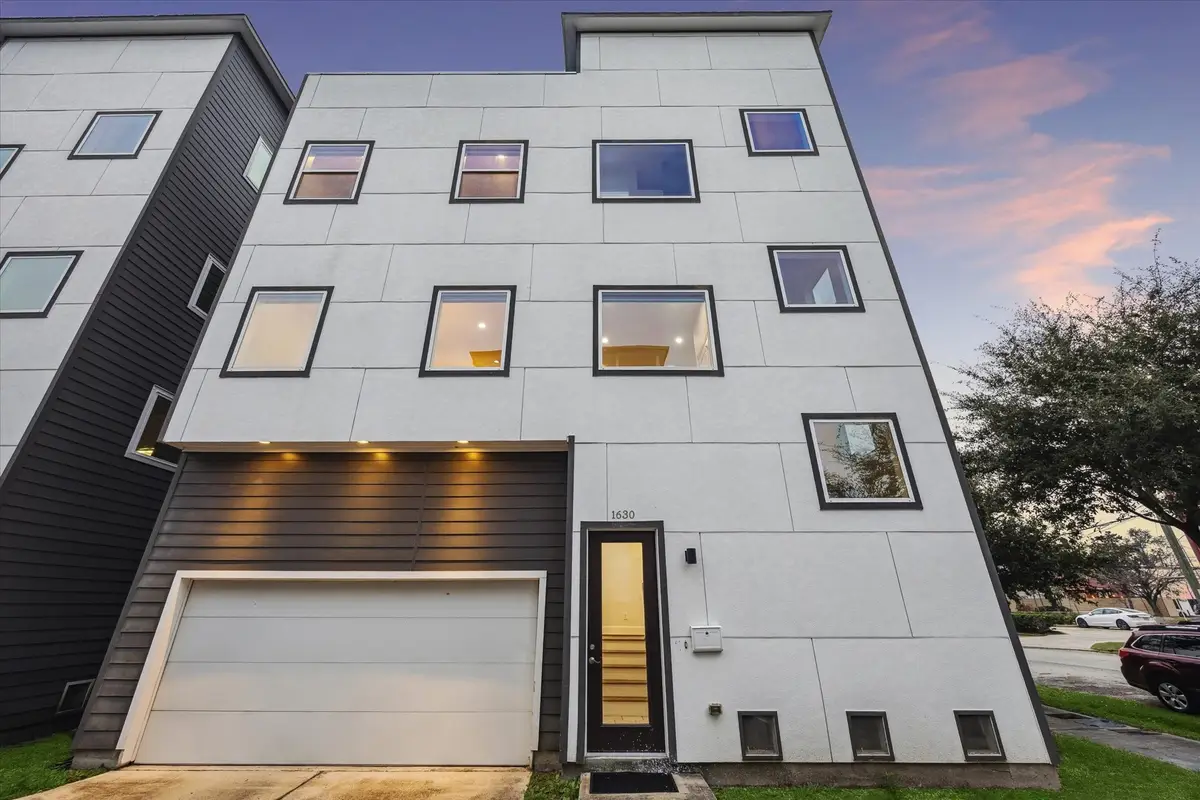 1630 W 24th Street, Houston, TX 77008 - Image #1