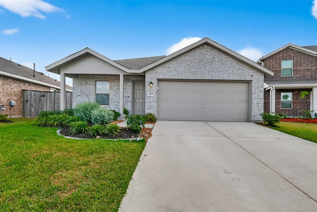 4206 Barrington Cove Lane, Baytown, TX 77521 - Image #1