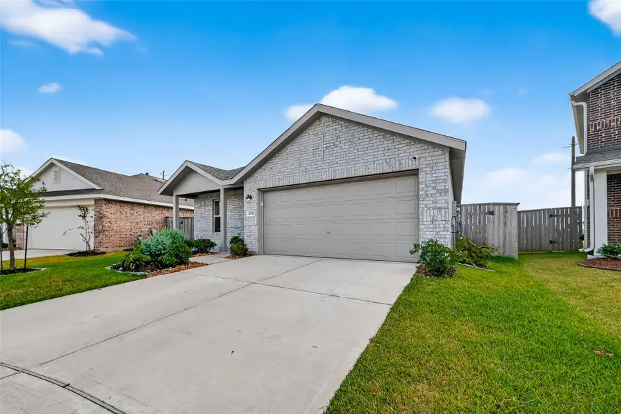 4206 Barrington Cove Lane, Baytown, TX 77521 - Image #3