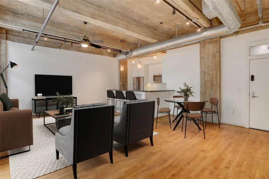 204 Travis Street #4D, Houston, TX 77002 - #3