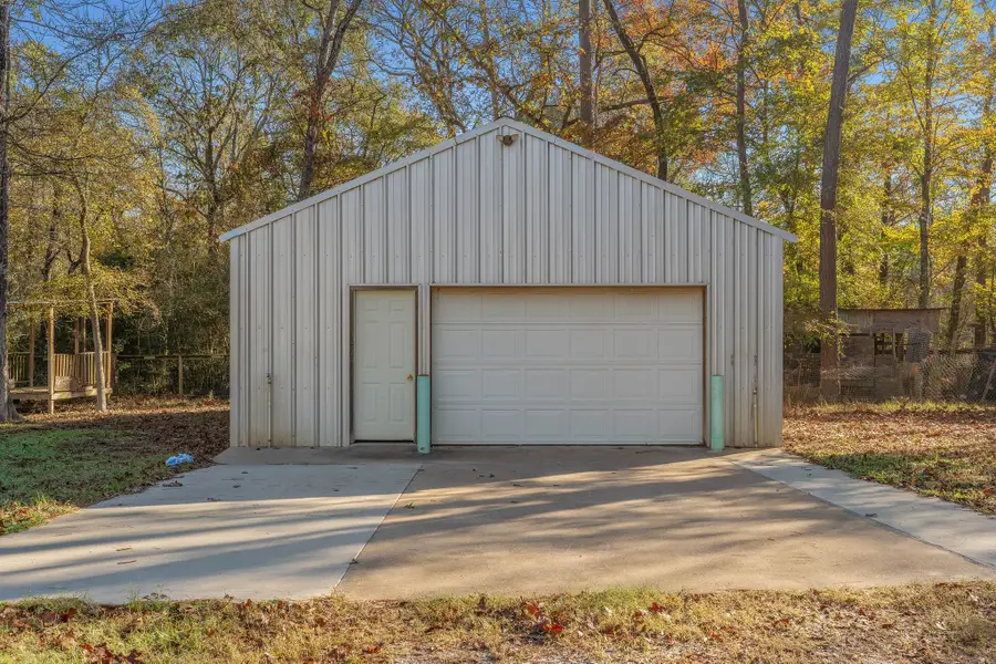 53 Pine Oak Lane, Huntsville, TX 77340 - Image #2