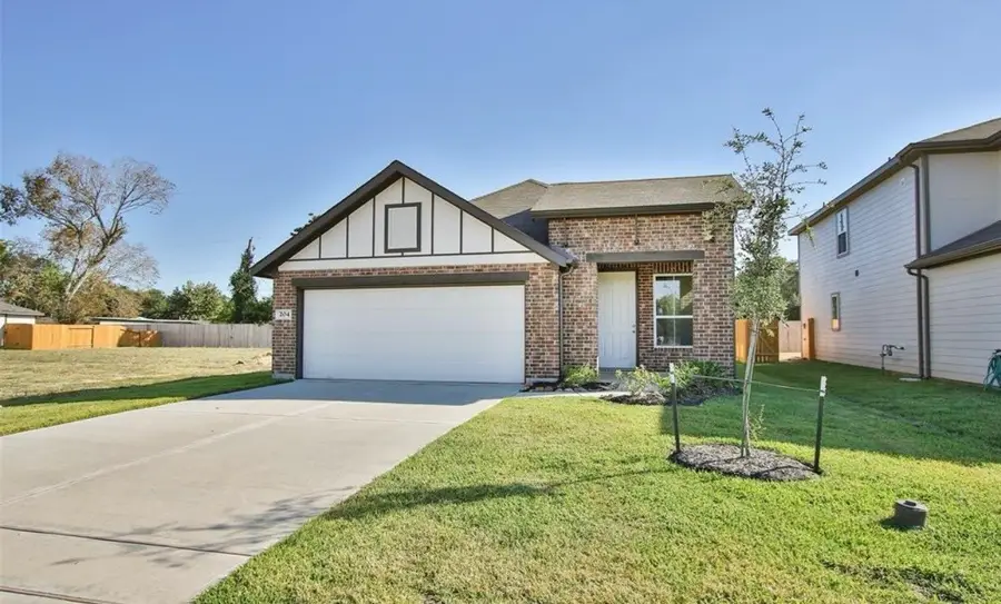 204 Laura Leigh Lane, Angleton, TX 77515 - #3