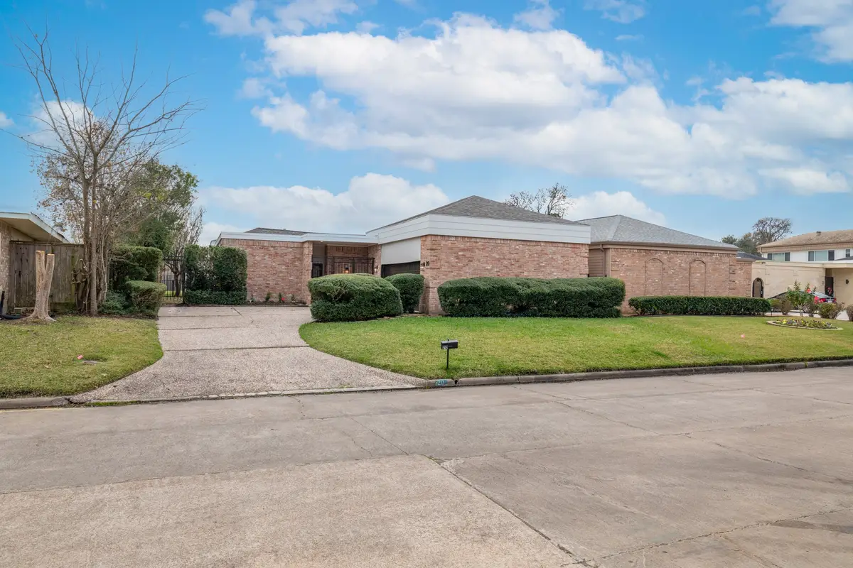 20 Charleston Street N, Sugar Land, TX 77478 - Image #1