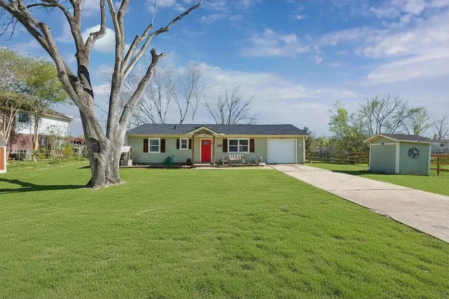 4531 County Road 424, Alvin, TX 77511 - #2