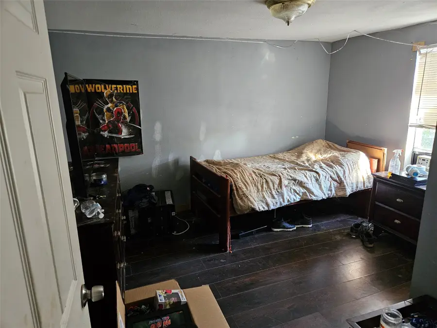 5513 Makeig Street, Houston, TX 77026 - Image #3