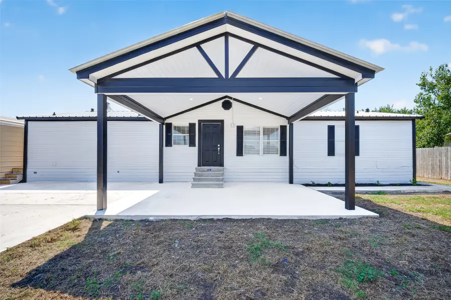 2426 N Battlebell Road, Highlands, TX 77562 - #2