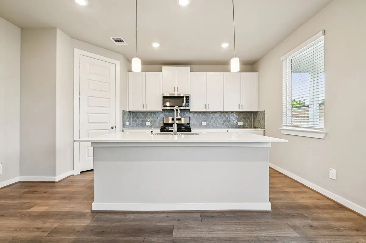 4222 Laurel Oak Circle, Missouri City, TX 77459 - Image #1