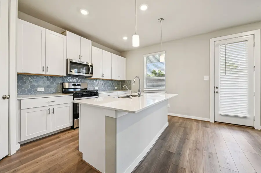 4222 Laurel Oak Circle, Missouri City, TX 77459 - Image #2