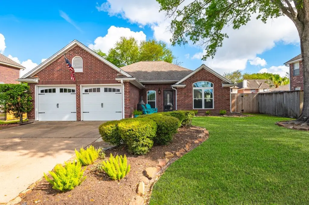 6415 Avenel Drive, Pasadena, TX 77505 - #1