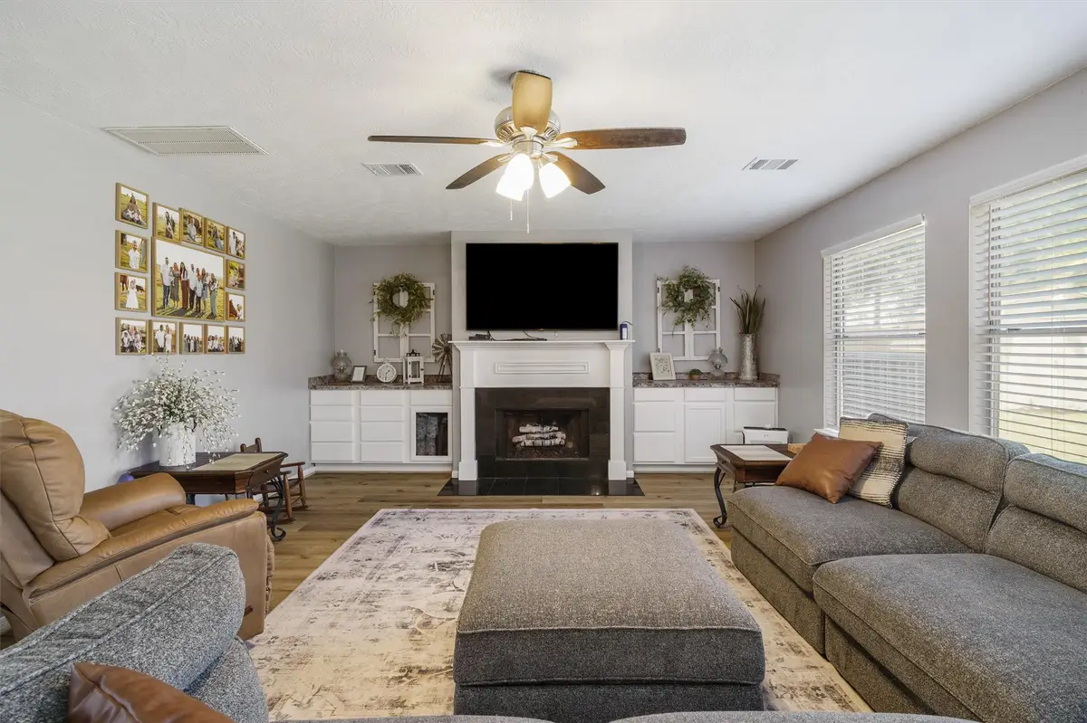 1707 Oak Valley Drive, Kemah, TX 77565 - Image #1