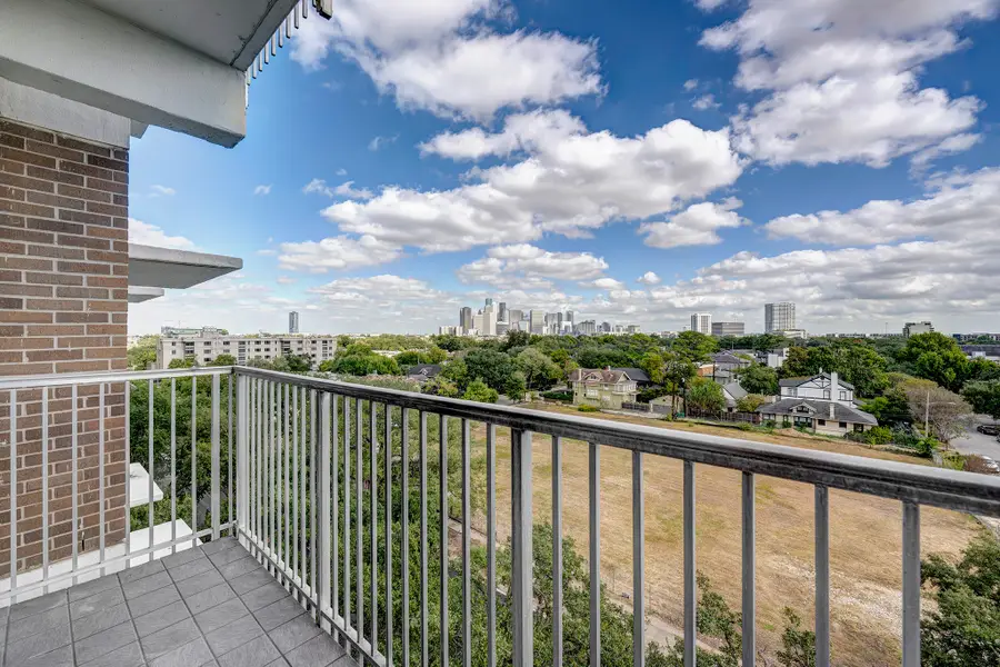 3614 Montrose Boulevard #605, Houston, TX 77006 - Image #3