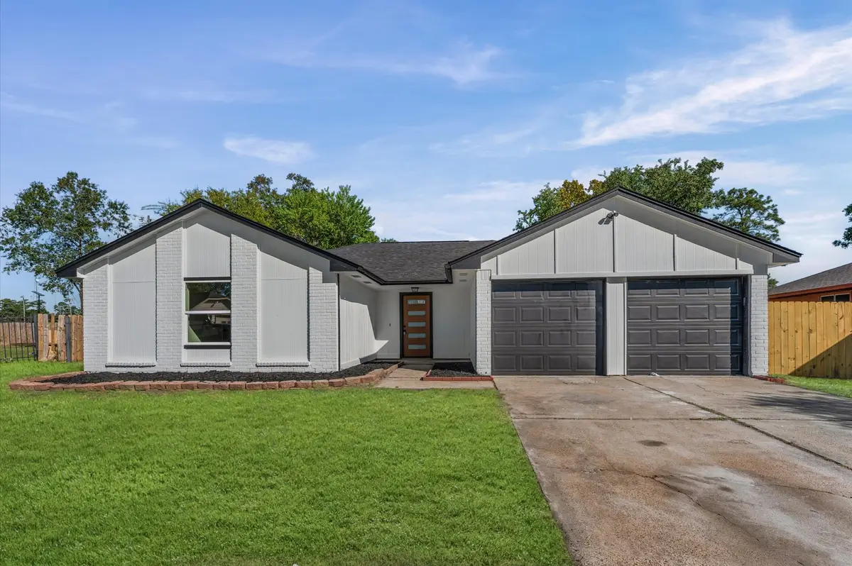 13307 N Thorntree Drive, Houston, TX 77015 - Image #1