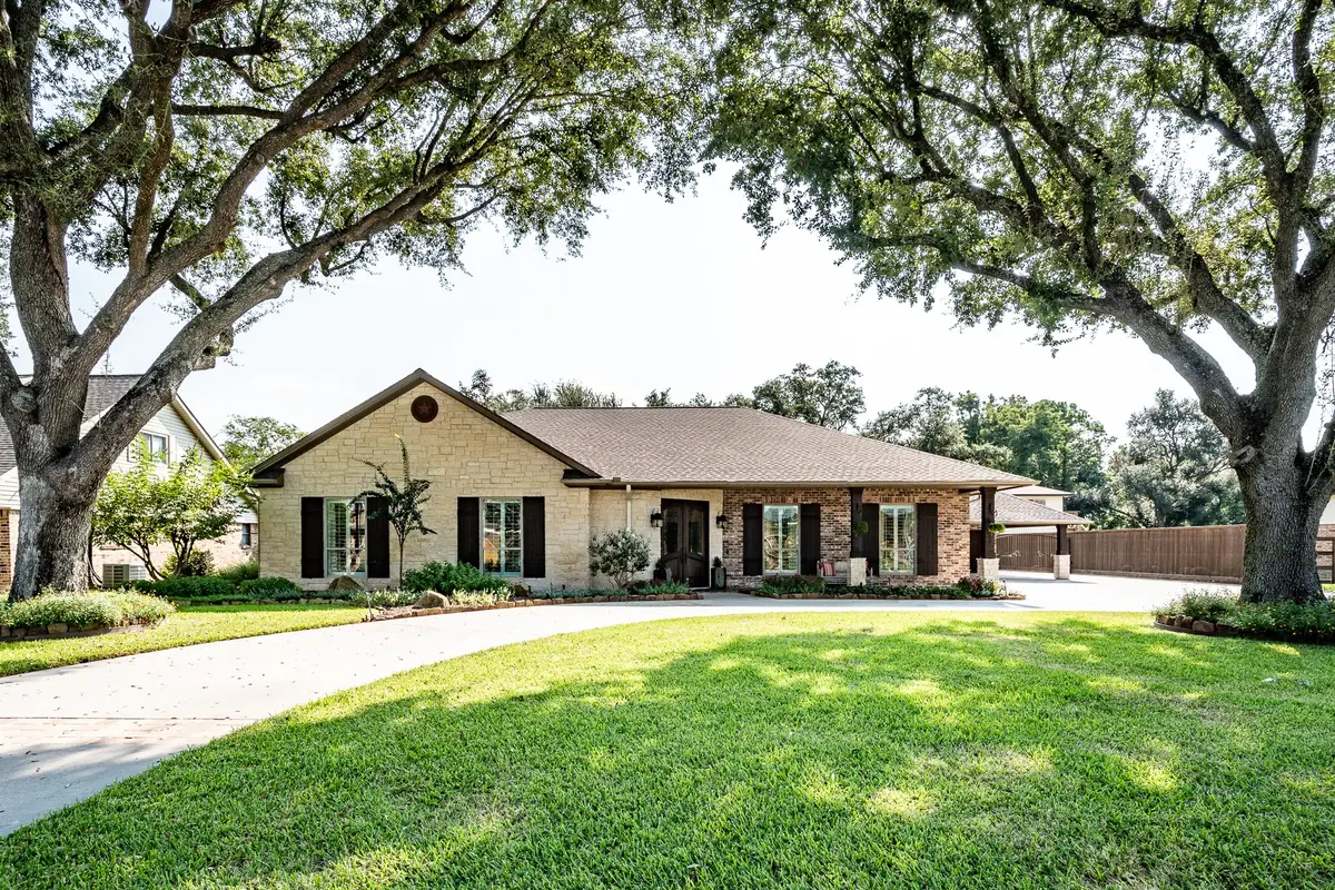 2613 Luella Avenue, Deer Park, TX 77536 - #1