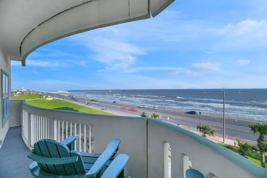 9420 Seawall Boulevard #501, Galveston, TX 77554 - Image #2