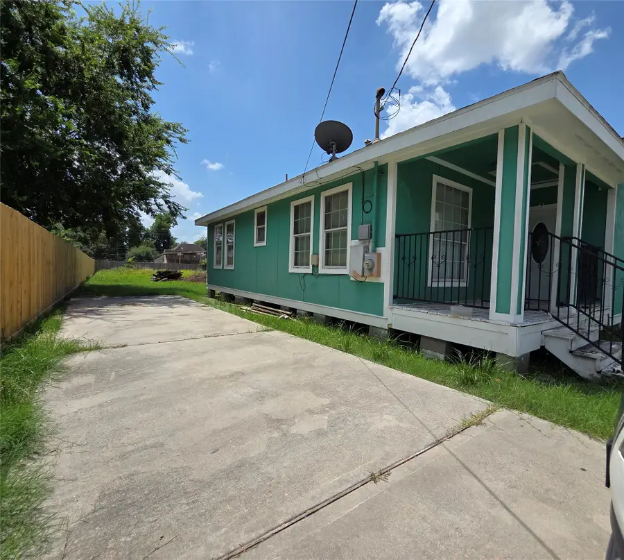 1036 Caperton Street, Houston, TX 77022 - #3