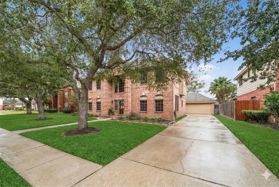 3708 Pine Tree Drive, Pearland, TX 77581 - Image #2