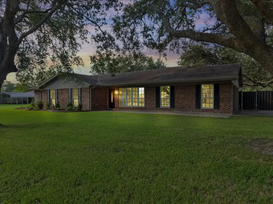 10624 N Morningview, Santa Fe, TX 77510 - #2