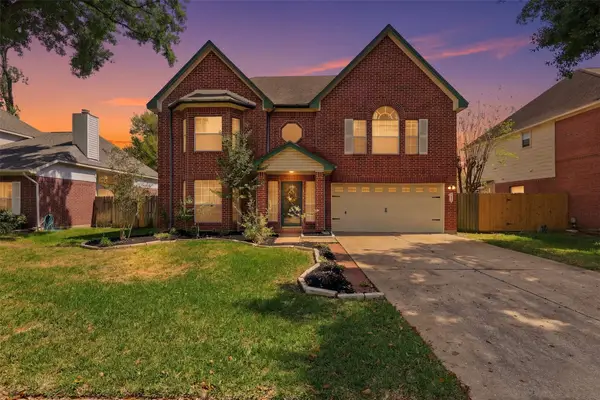 322 Welford Lane, Highlands, TX 77562