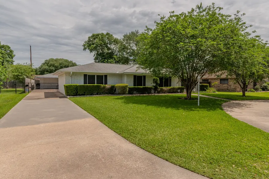 1700 N 30th Street, Nederland, TX 77627 - #3