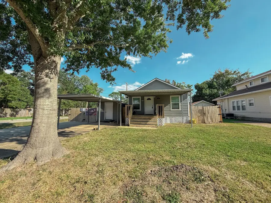 4901 Elm Street, Seabrook, TX 77586 - Image #2