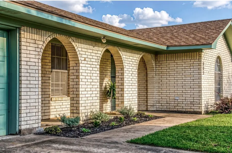 605 Clearspring Drive, Brenham, TX 77833 - #2