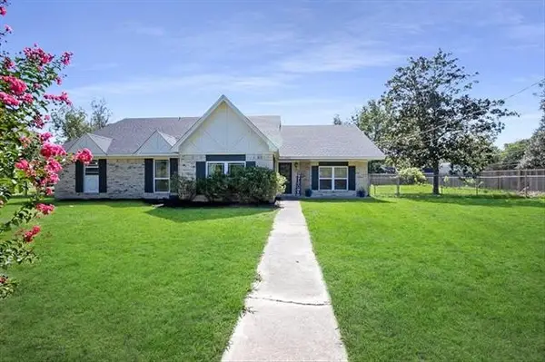 545 Elm Street, Sour Lake, TX 77659