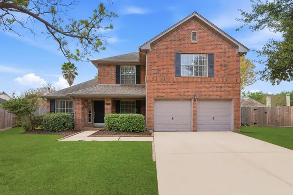 1807 Heather Cove Court, Houston, TX 77062