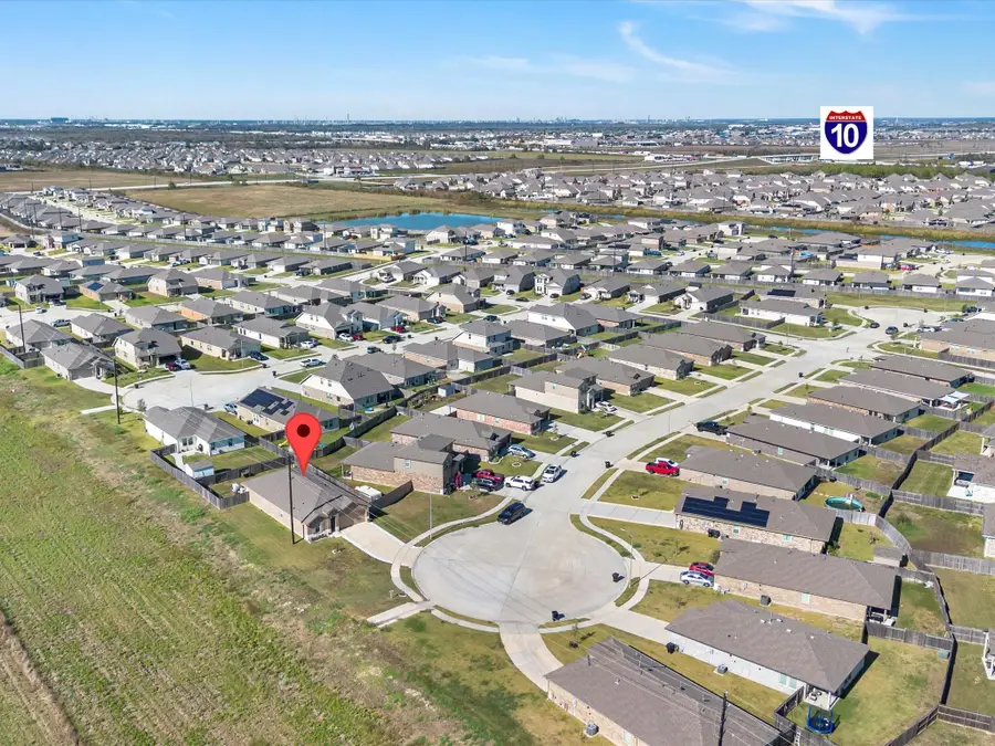 634 Thunder Cloud Drive, Baytown, TX 77523 - Image #2