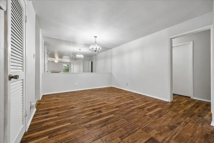 9700 Leawood Blvd Unit 702, Houston, TX 77099 - #2