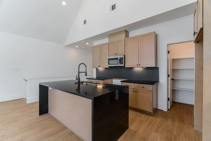 7605 Victory Reserve Street, Houston, TX 77088 - #3