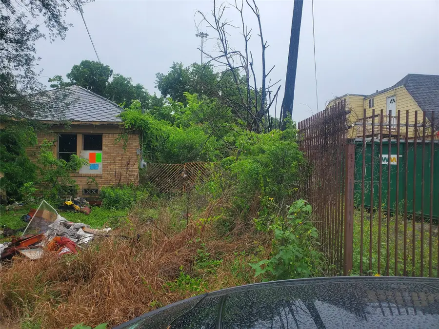 8065 Delwood Street, Houston, TX 77087 - #3