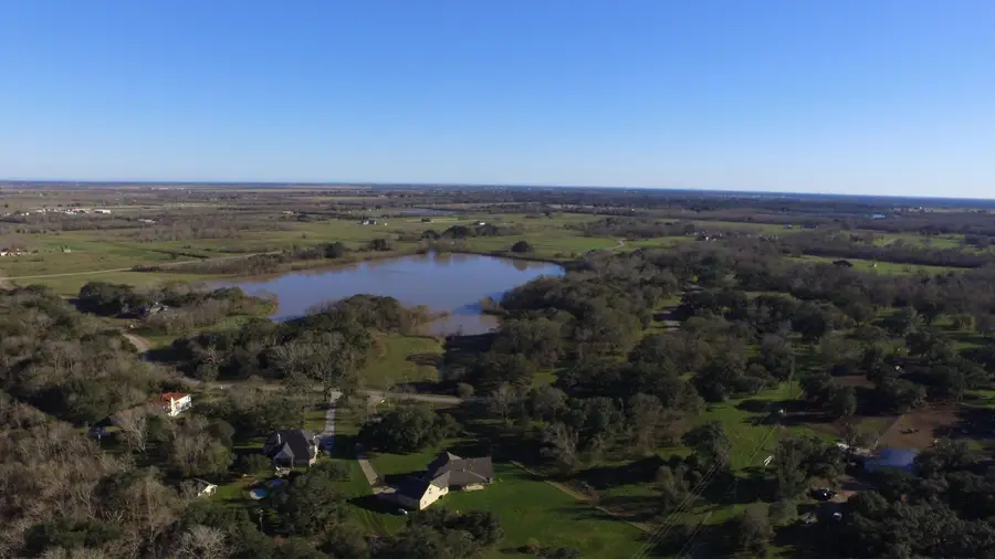 702 County Road 34, Angleton, TX 77515 - #2